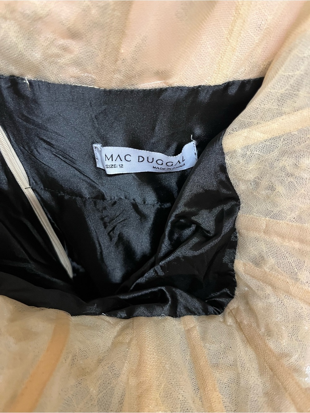 Mac Duggal 20701 Black Strapless Embellished Bustier Ball Gown Size 12 - Picture 4 of 5